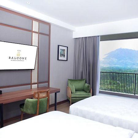 The Balcone Suites & Resort Bukittinggi Kültér fotó
