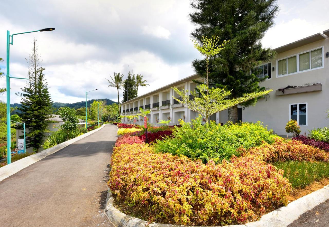 The Balcone Suites & Resort Bukittinggi Kültér fotó